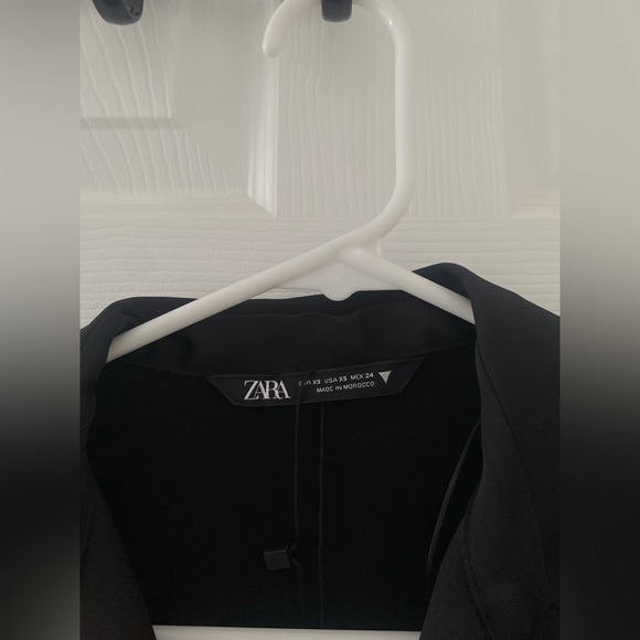 ❣️SOLD❣️Brand New With Tags Zara Black Long Sleeve Satin Dress Size XS - Picture 6 of 9